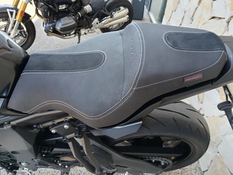 YAMAHA MT-10 1000 2024