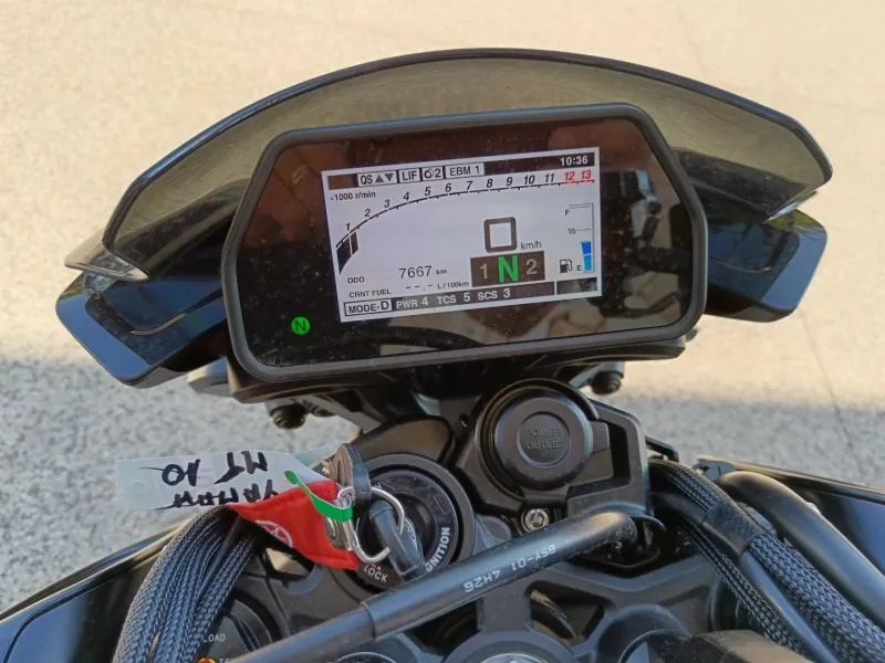 YAMAHA MT-10 1000 2024