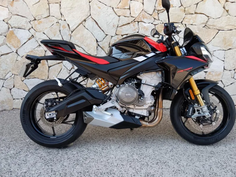 APRILIA 660 Factory + Öhlins A2
