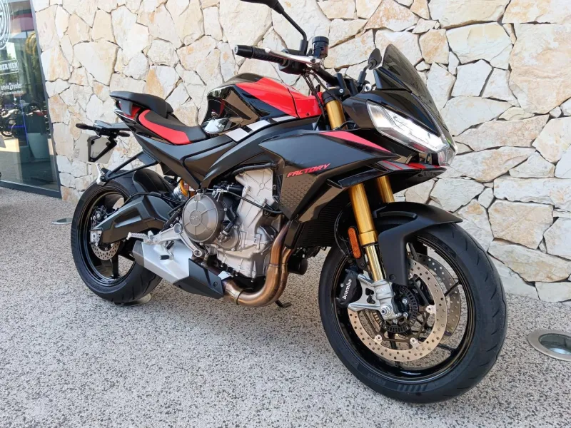 APRILIA 660 Factory + Öhlins A2