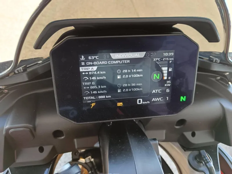 APRILIA 660 Factory + Öhlins A2