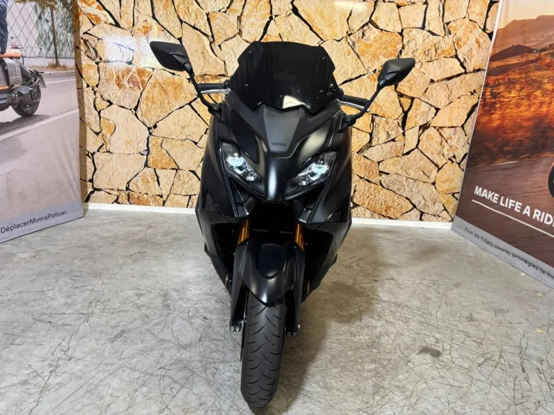 YAMAHA XP TMAX 562 Tech MAX