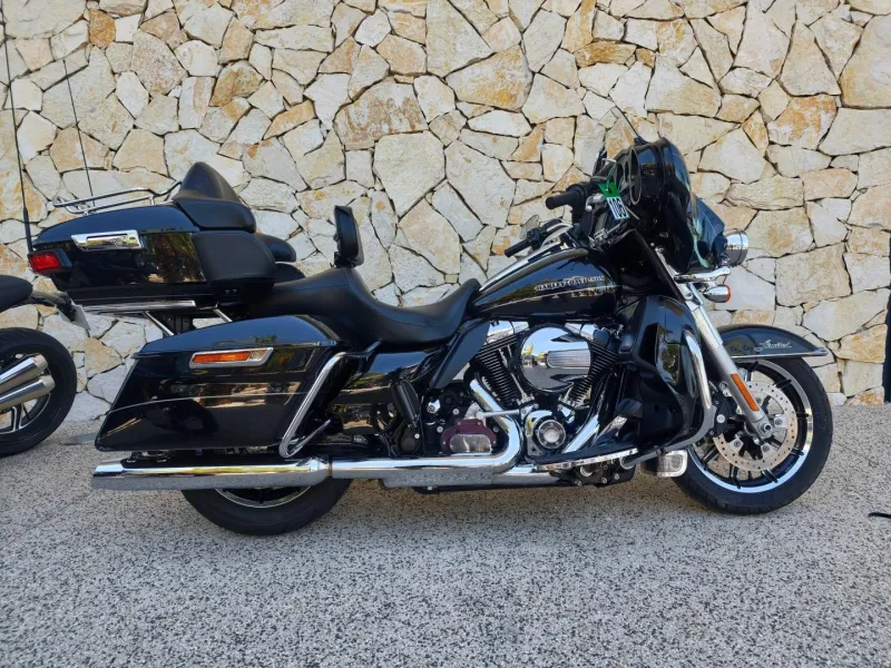 HARLEY-DAVIDSON Ultra Limited 1690 ABS 2015