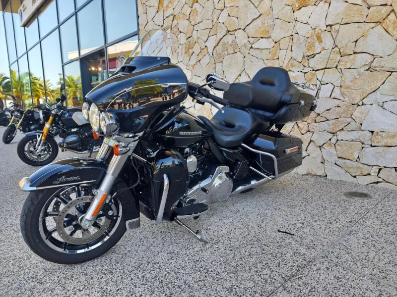 HARLEY-DAVIDSON Ultra Limited 1690 ABS 2015
