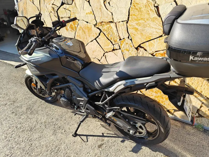 KAWASAKI 650 A2