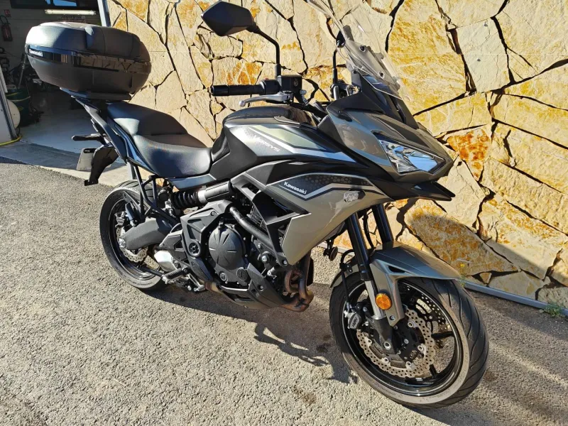 KAWASAKI 650 A2