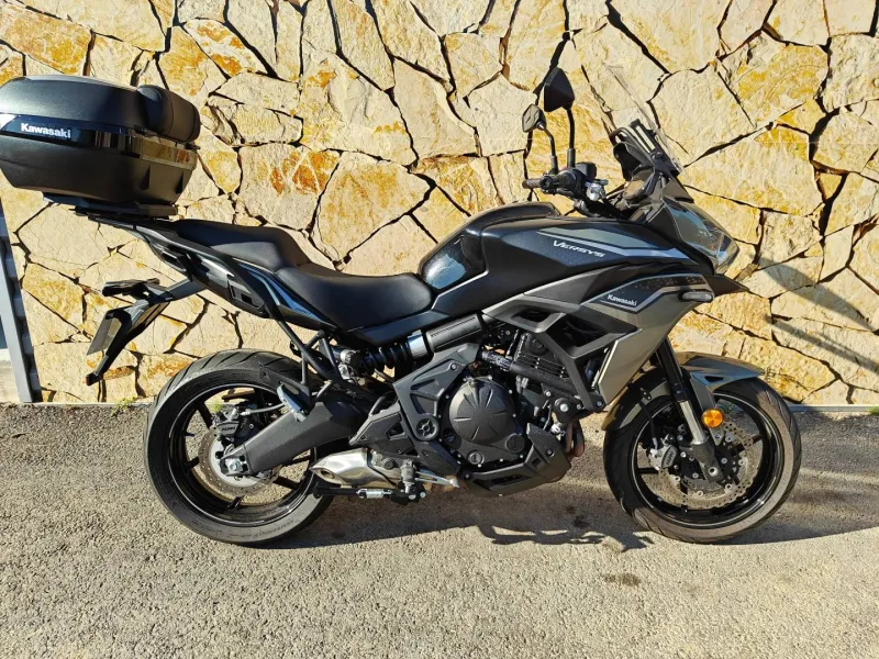 KAWASAKI 650 A2