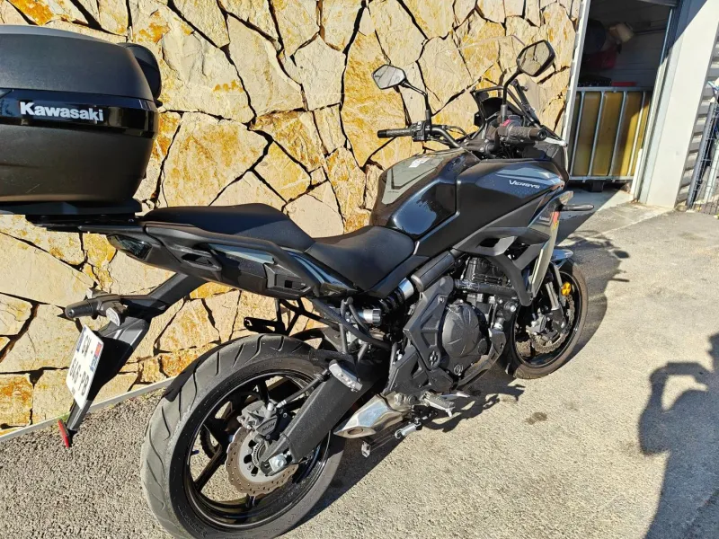 KAWASAKI 650 A2