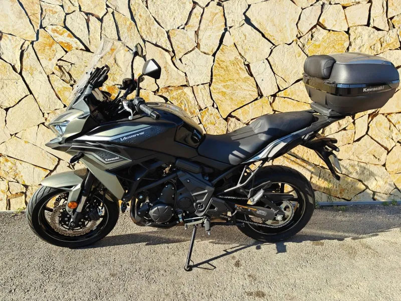 KAWASAKI 650 A2