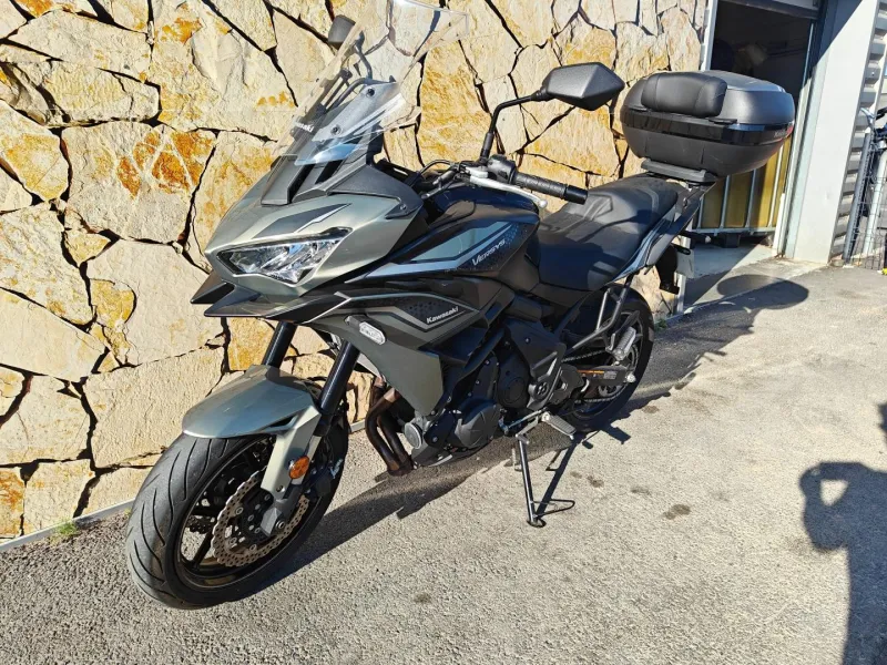 KAWASAKI 650 A2
