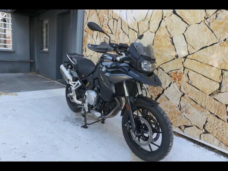 BMW 750 GS Style Triple Black Finition Pro