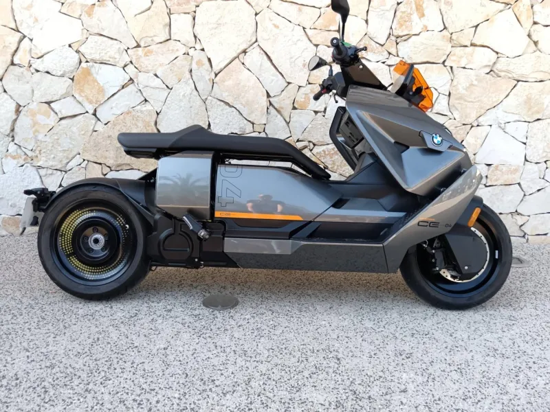 BMW CE04 15KW 20CV A2
