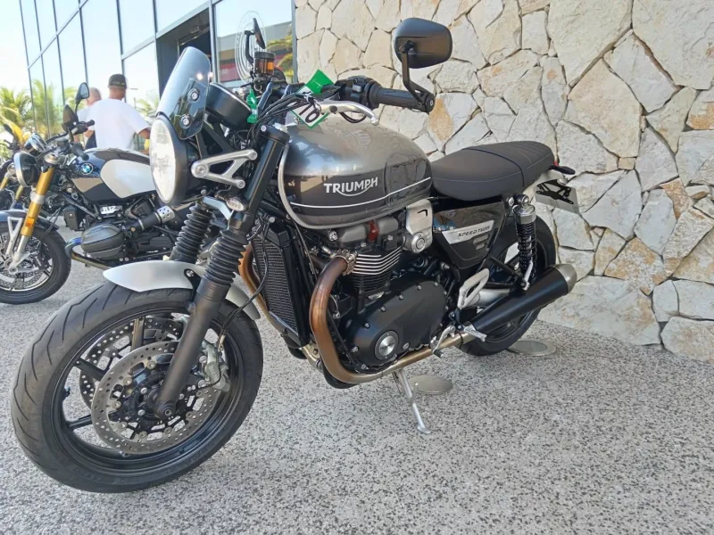 TRIUMPH 1200 Euro 4