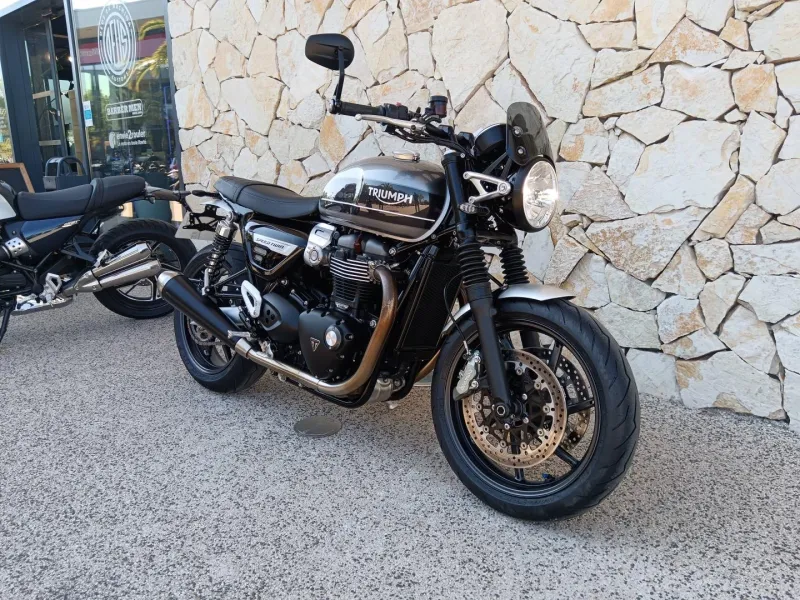 TRIUMPH 1200 Euro 4