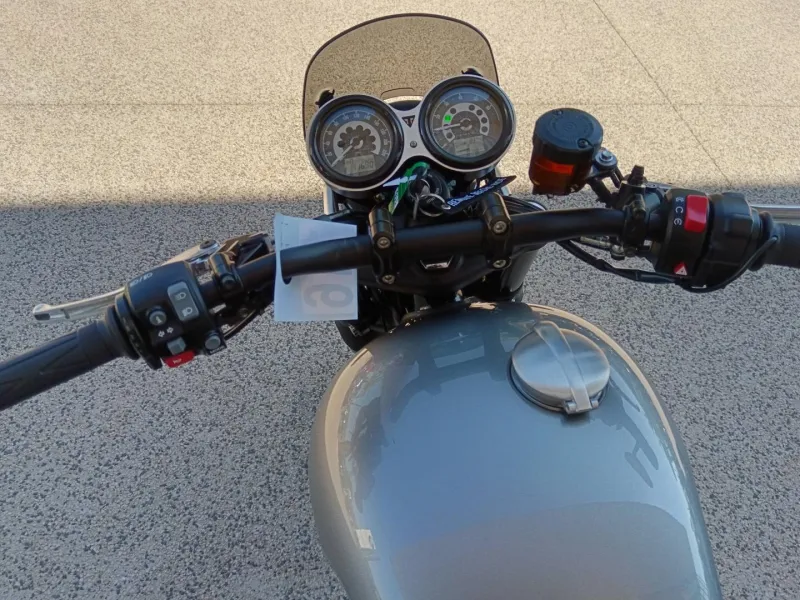 TRIUMPH 1200 Euro 4