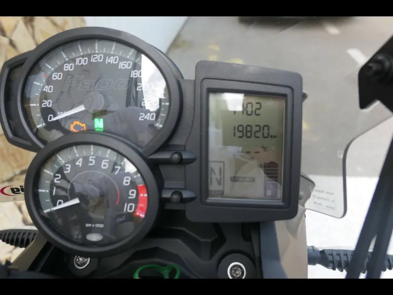 BMW 800 R + Options