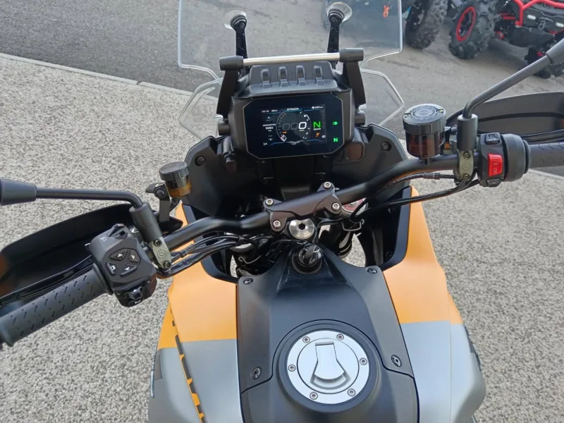 MOTO-GUZZI Stelvio 1000