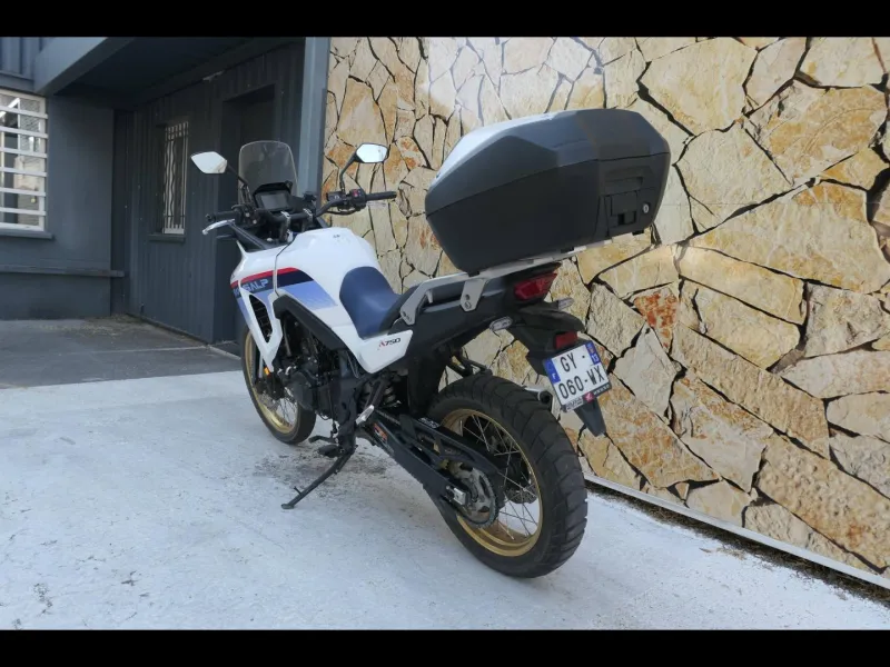 HONDA 750 + Top Case Honda 50L
