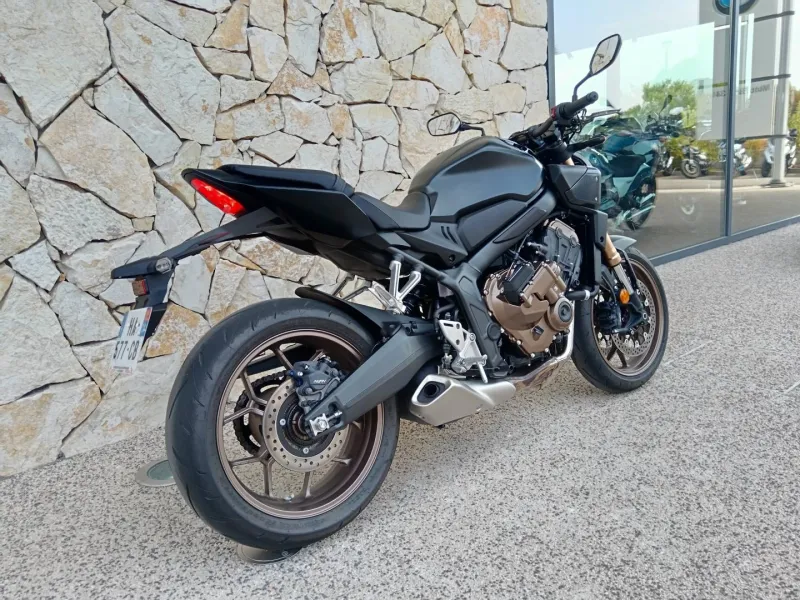 HONDA 650 R 35kW e-Clutch NOIR
