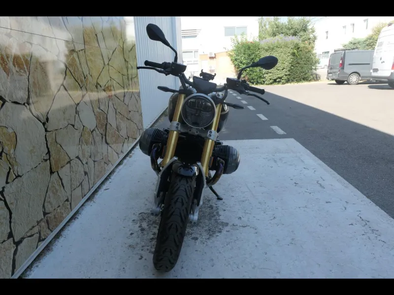 BMW 12 Nine T + Options 1200 NineT