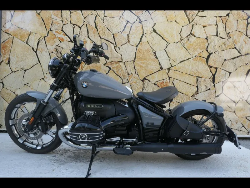 BMW 18 Bobber + Accessoires R18