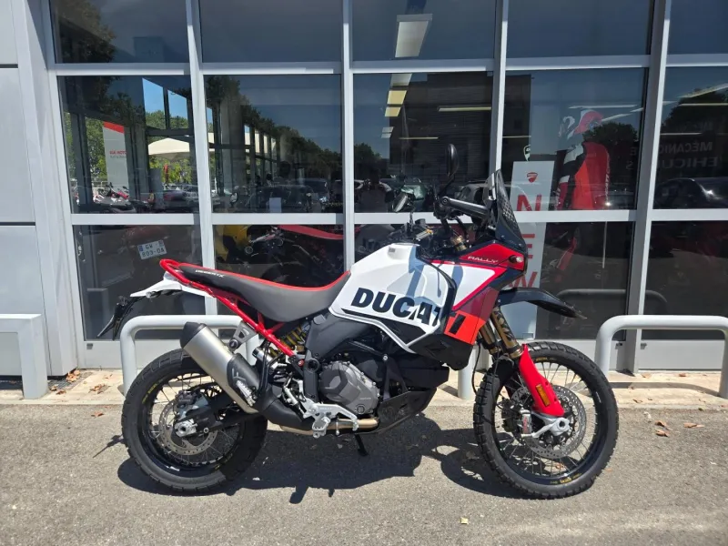 DUCATI 937 Rally