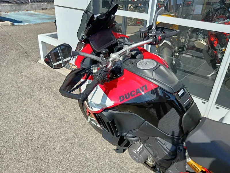 DUCATI V4 Pikes Peak