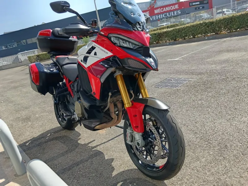 DUCATI V4 Pikes Peak