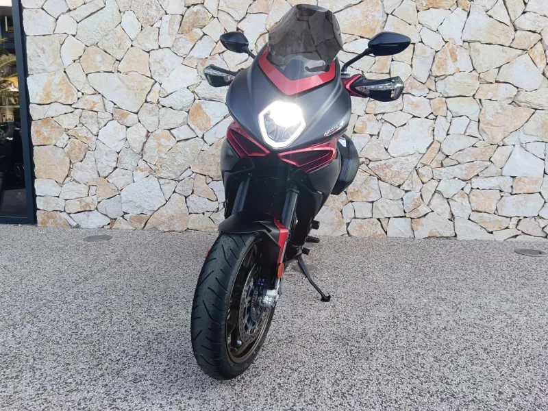 MV-AGUSTA 800 Lusso + valises