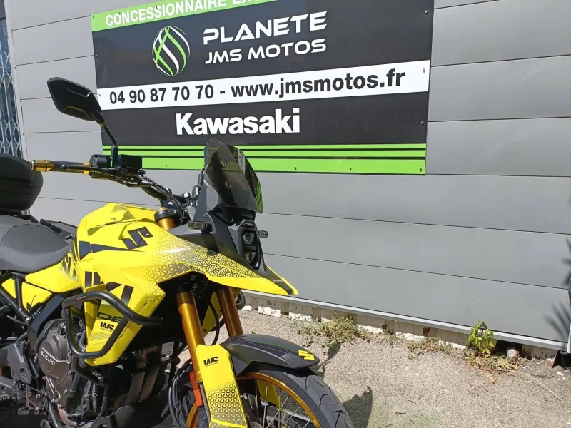 SUZUKI 800 DE