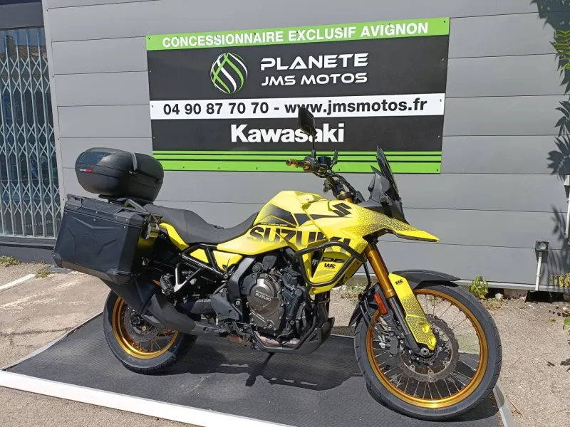 SUZUKI 800 DE