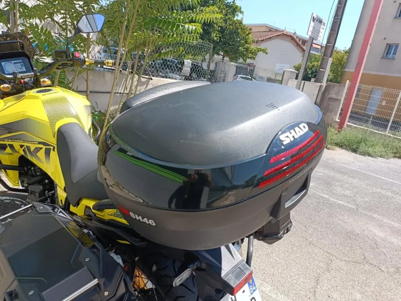 SUZUKI 800 DE
