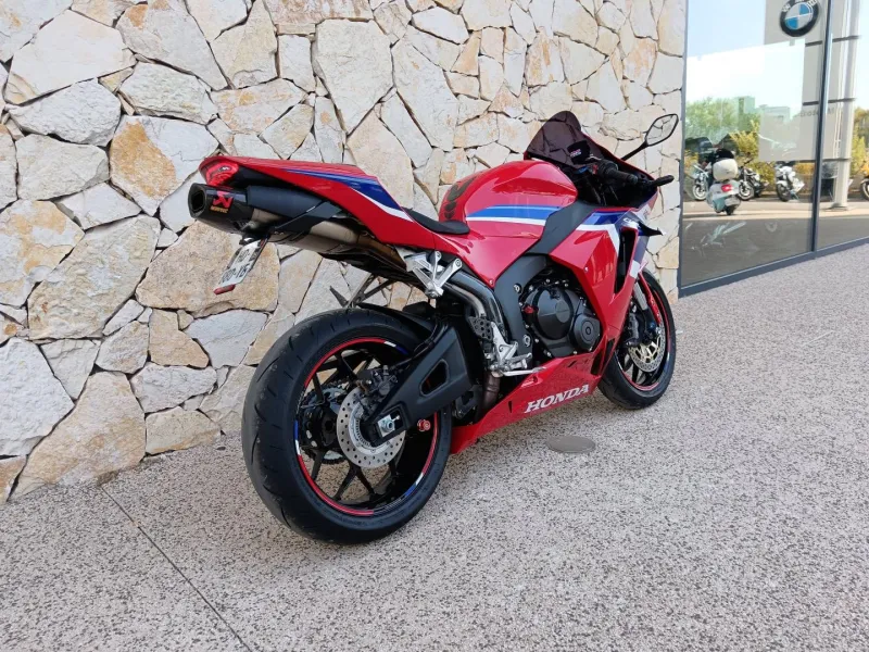 HONDA 600 RR + Akrapovic