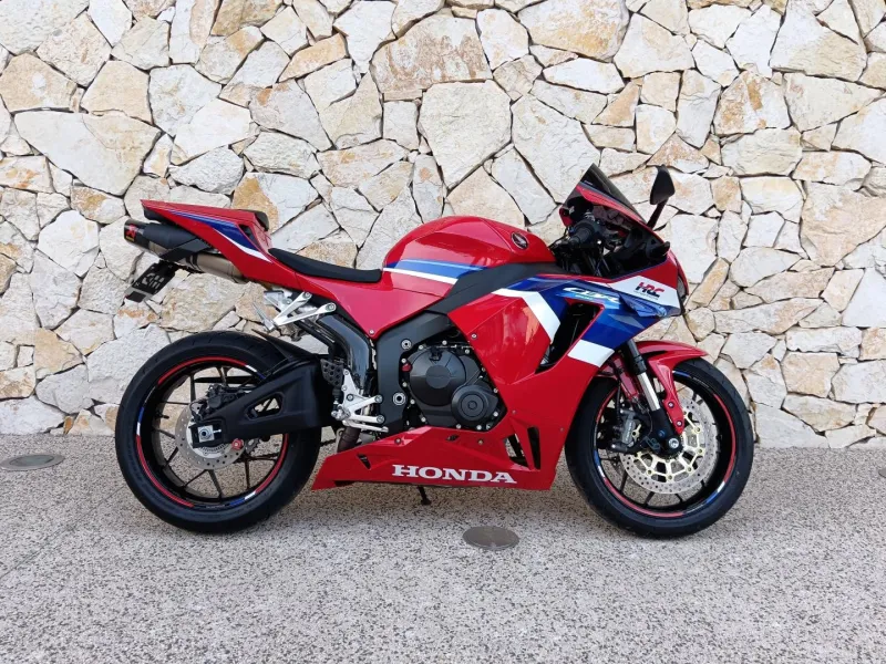 HONDA 600 RR + Akrapovic