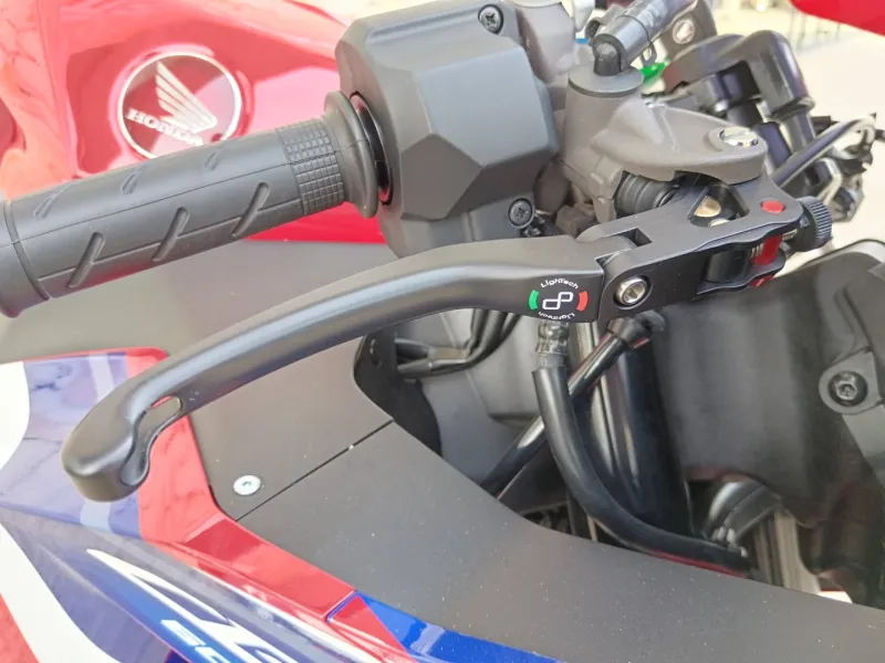 HONDA 600 RR + Akrapovic
