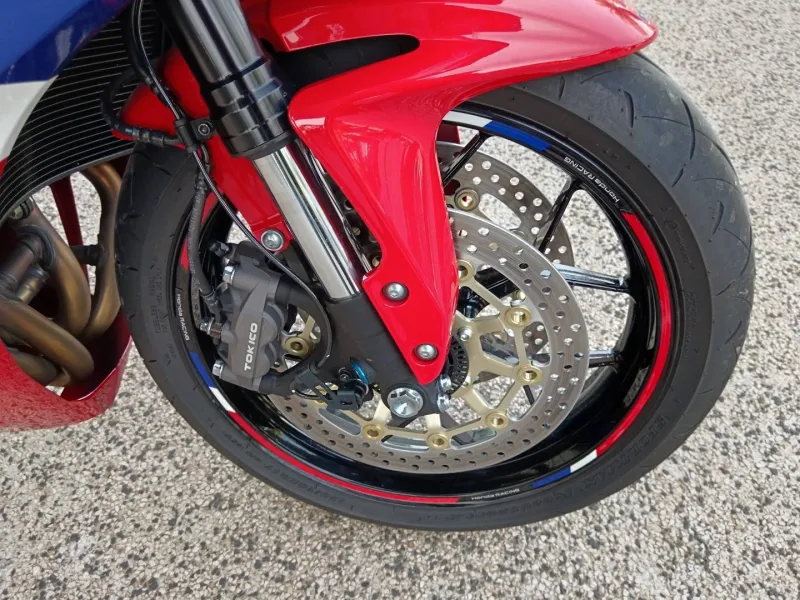 HONDA 600 RR + Akrapovic