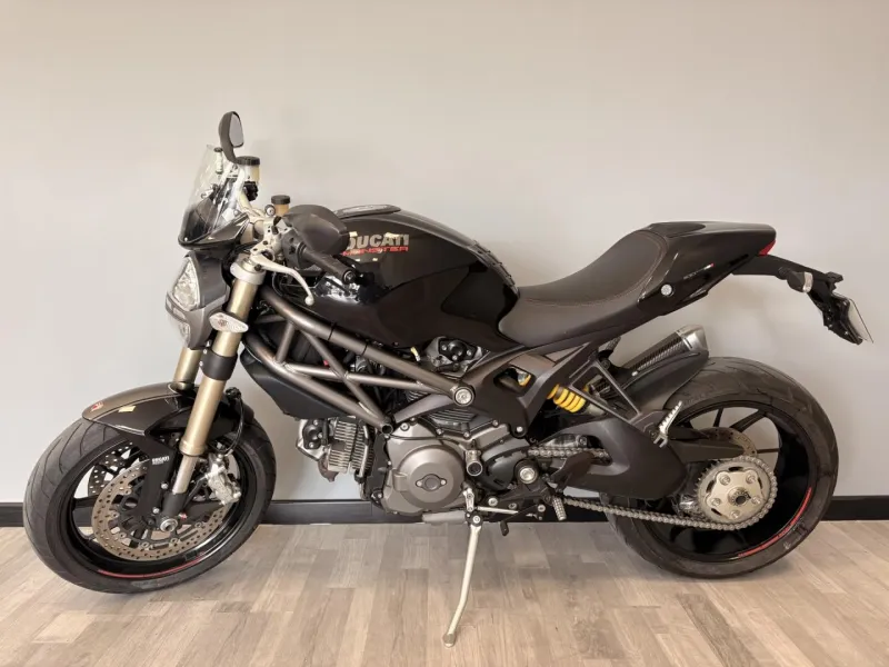 DUCATI 1100 Evo ABS