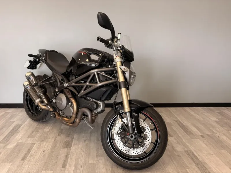 DUCATI 1100 Evo ABS