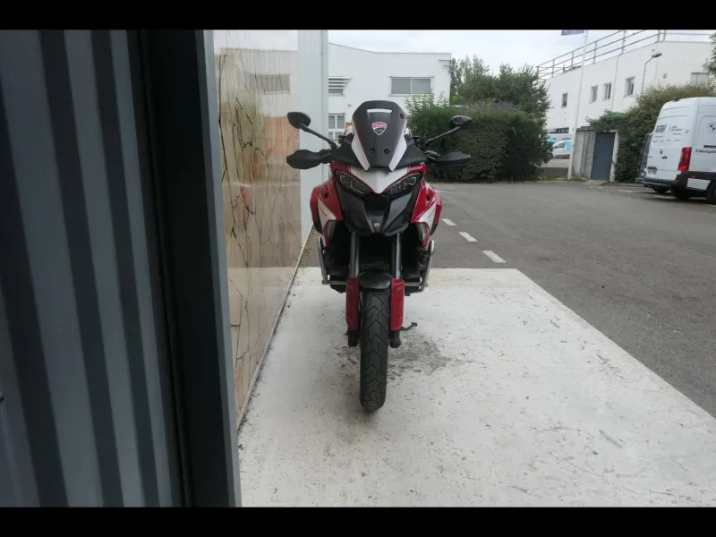 DUCATI V4 S 1160 Travel & Radar + Options V4S