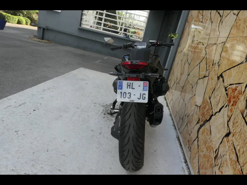 BMW 1300 R Style 719 Finition Pro
