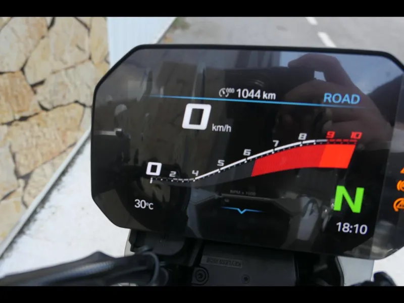 BMW 1300 R Style 719 Finition Pro
