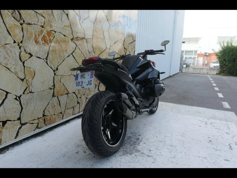 BMW 1300 R Style 719 Finition Pro
