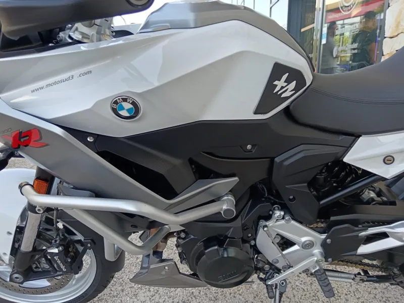 BMW F 900 XR 2025