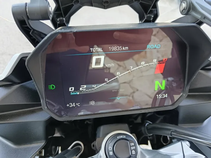 BMW F 900 XR 2025