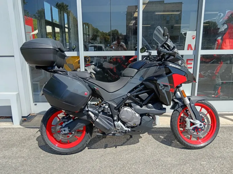 DUCATI V2 S Travel
