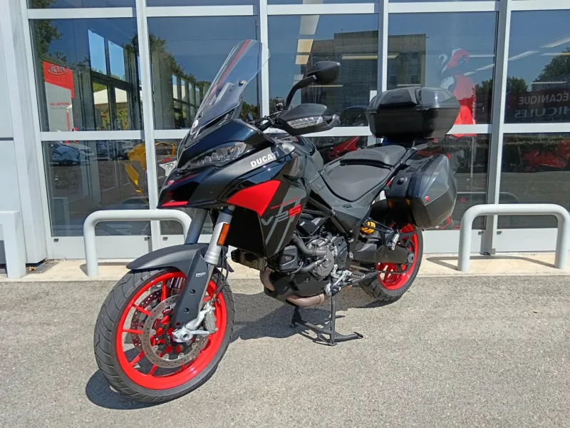 DUCATI V2 S Travel