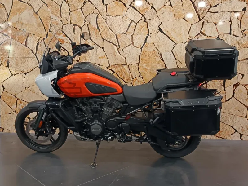 HARLEY-DAVIDSON Pan America 1250 Couleur