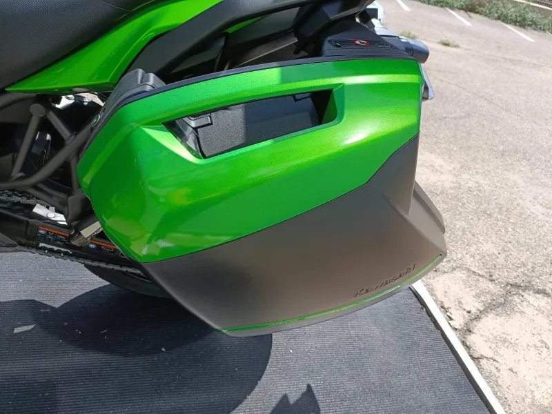 KAWASAKI 650 GRAND TOURER BRIDABLE A2