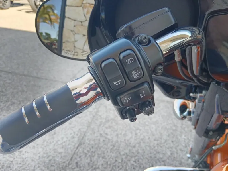 HARLEY-DAVIDSON Special 1690 Couleur 12/2014