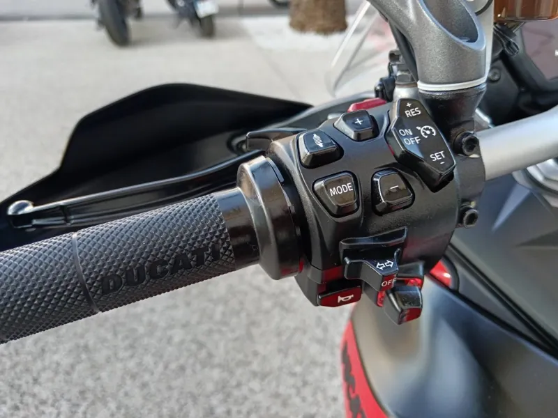 DUCATI Multistrada V4 Rally 1160 Radar